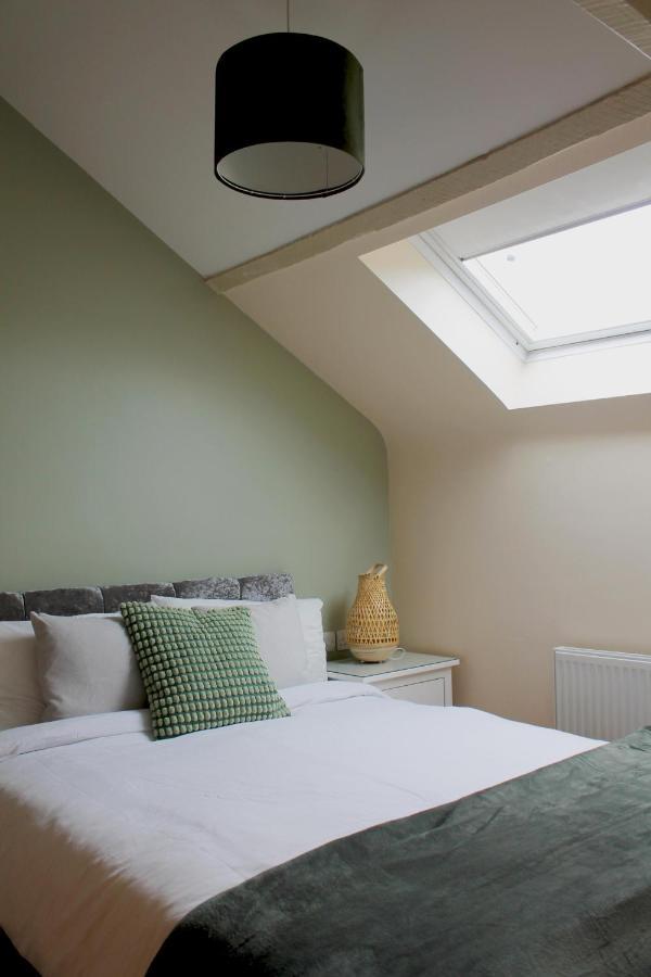 Charming 1-Bed loft in Caerleon Appartement Newport  Buitenkant foto