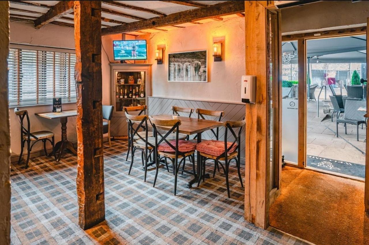 Charming 1-Bed loft in Caerleon Appartement Newport  Buitenkant foto